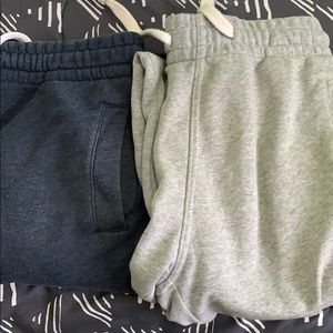 2x H&M regular fit sweats men Sz M